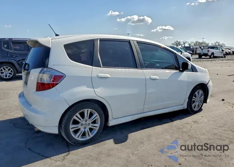 2010 Honda Fit Sport z USA, uszkodzony, nr VIN JHMGE8H48AS019356